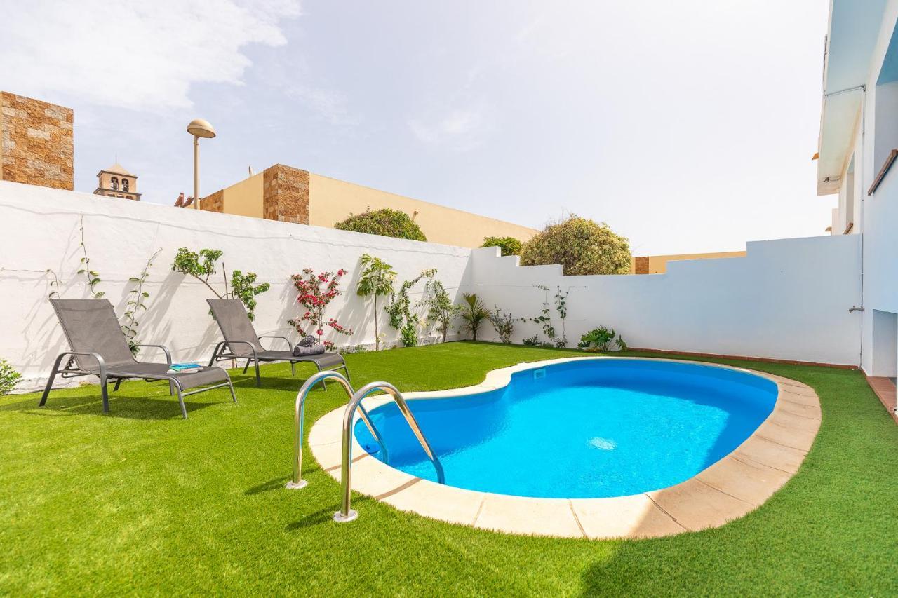 Casa Armonia - Private Pool Near The Beach コラレホ エクステリア 写真